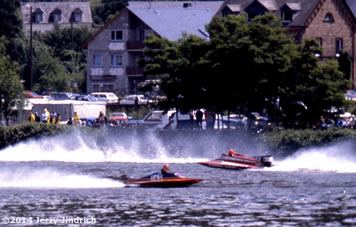 Outboard Racers